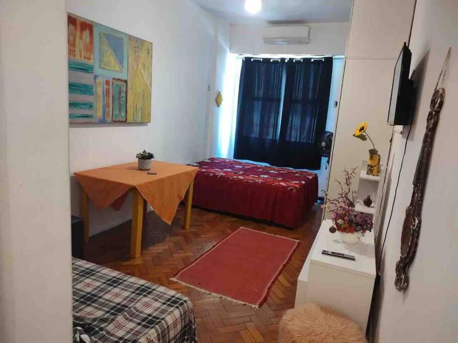 Ferias Copacabana Appartement *